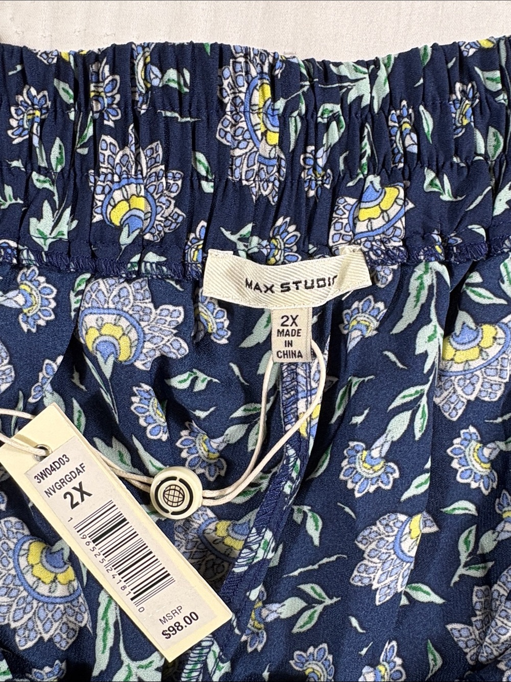 NWT Max Studio Plus Size 2X Navy Blue Floral Wide Leg Resortwear Palazzo Pants - Picture 2 of 12